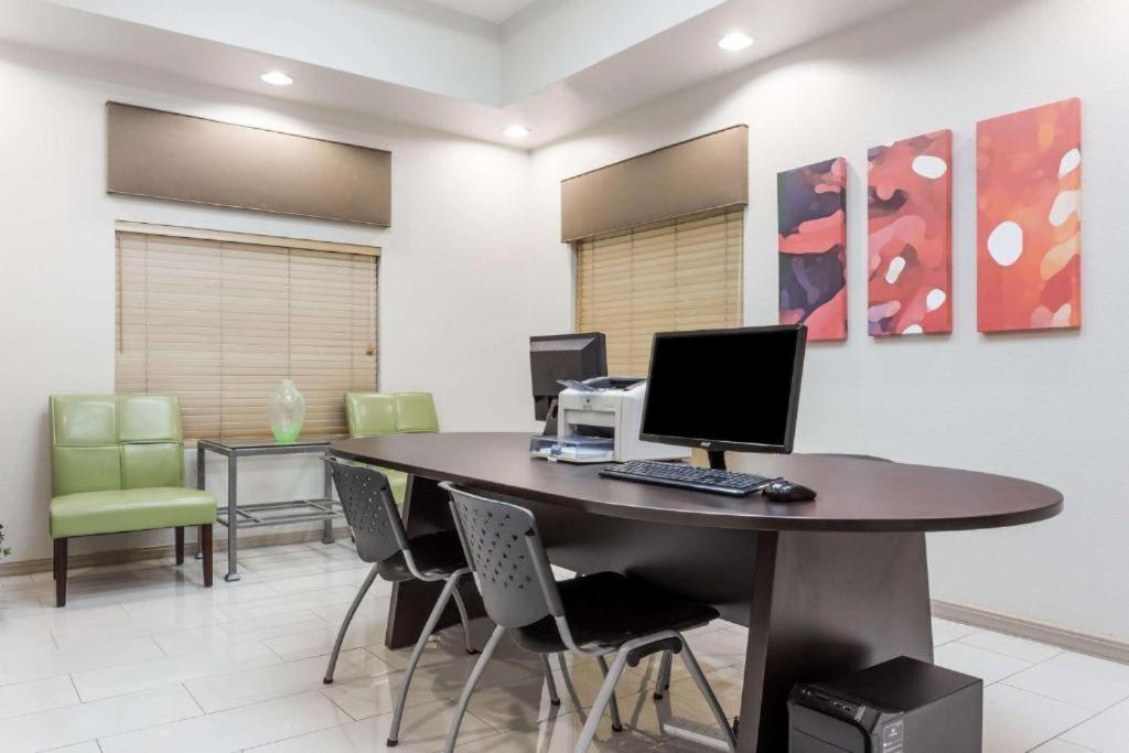 Chandler Perfect Location 1 Bedroom 外观 照片